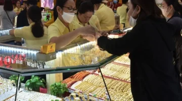 استمرار تراجع أسعار الذهب في الأسواق اليوم 14 مارس وسط تقلبات عالمية